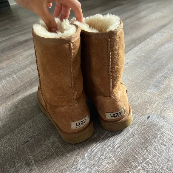 Used Uggs